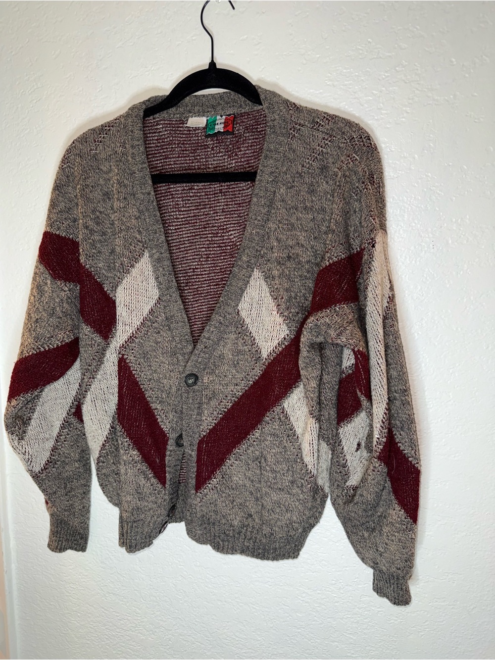 Men's Colore Gray  and Burgundy Geometric Knit Cardigan Sweater
